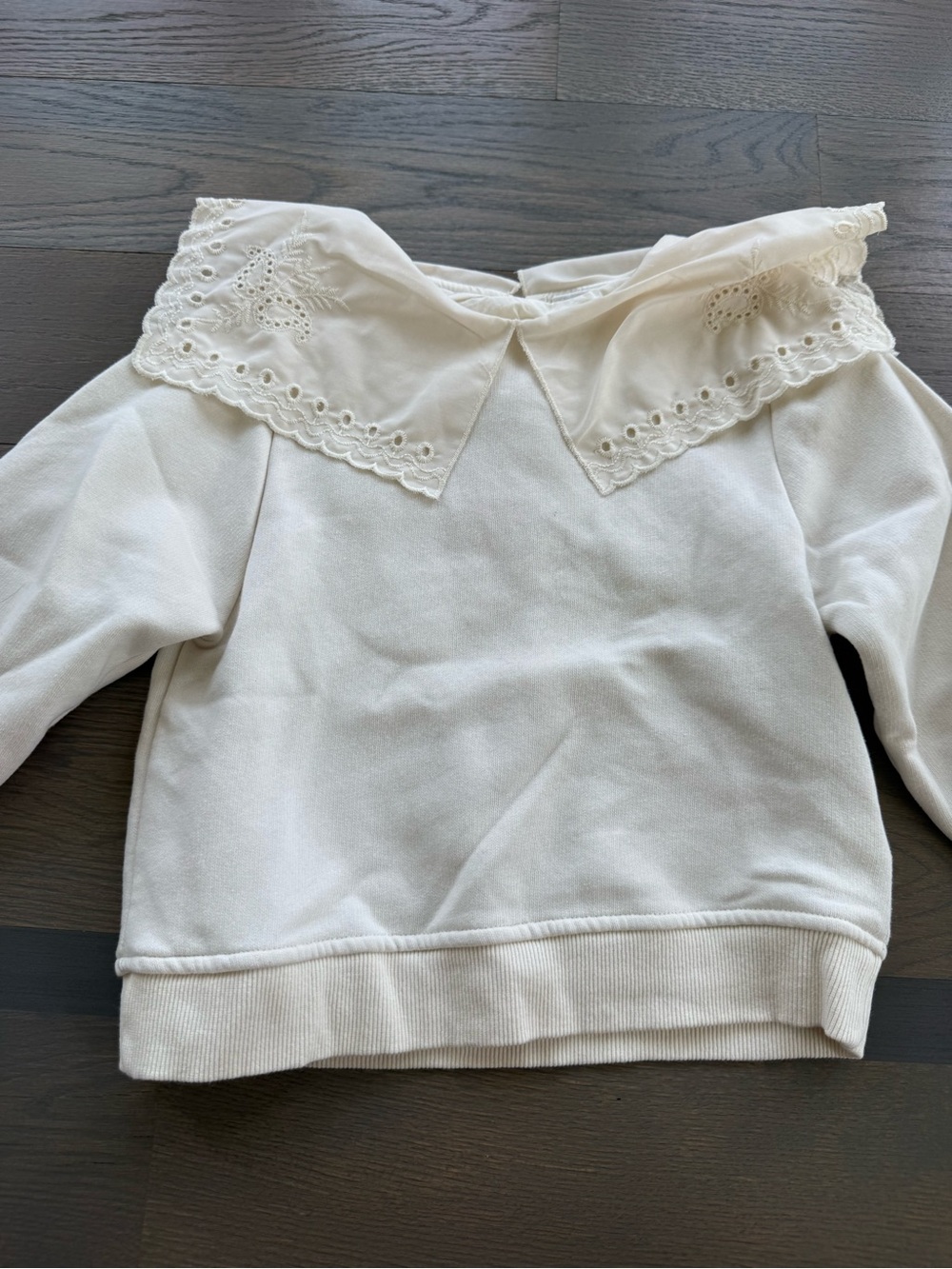 Zara Off-White Sweatshirt with Eyelet Lace Collar
